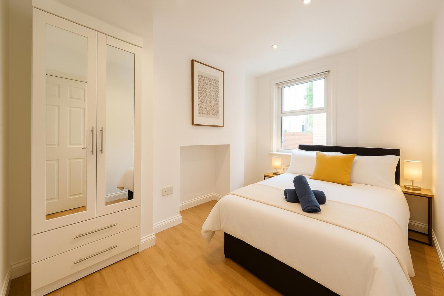 Bute Park Apartment W/ Heating + Private Bathroom カーディフ エクステリア 写真
